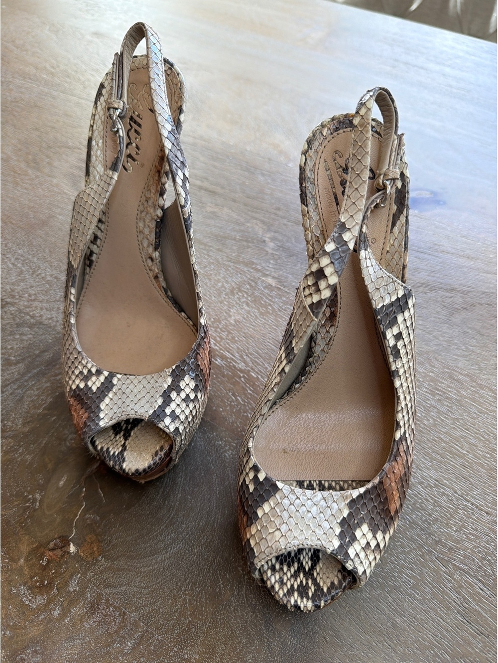 Gucci Vintage Python Snakeskin Platform Heels Pumps Brown Sz 36.5 US 6.5